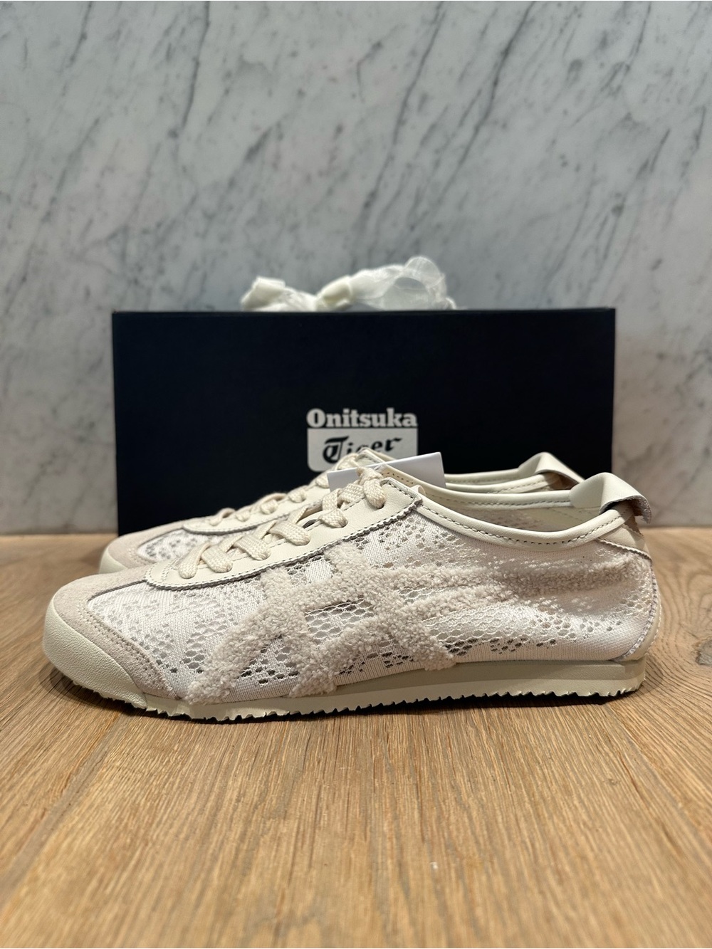 NWT Onitsuka Tiger Mexico 66 Lace Sneakers in Birch - Picture 4 of 14
